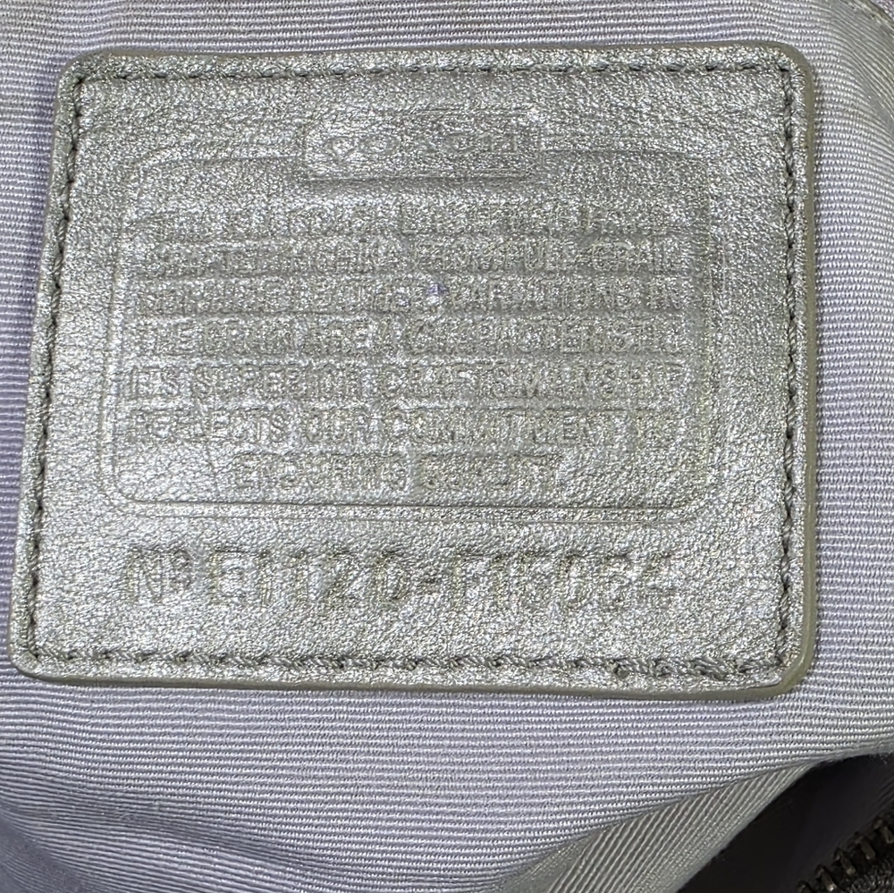 Coach F15064 Metallic Silver Peppled Leather Shoulder Bag w/ Adjustable Strap. - Picture 2 of 16